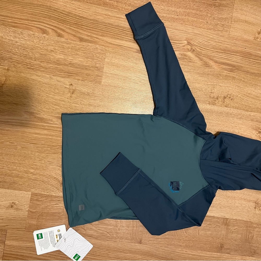 Two-Tone Long Sleeve Shirt